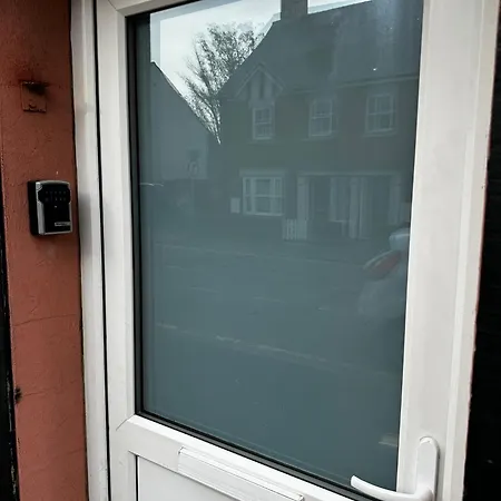 Entire Apartment Super King Bed Close To Town Centre Colchester Exterior photo